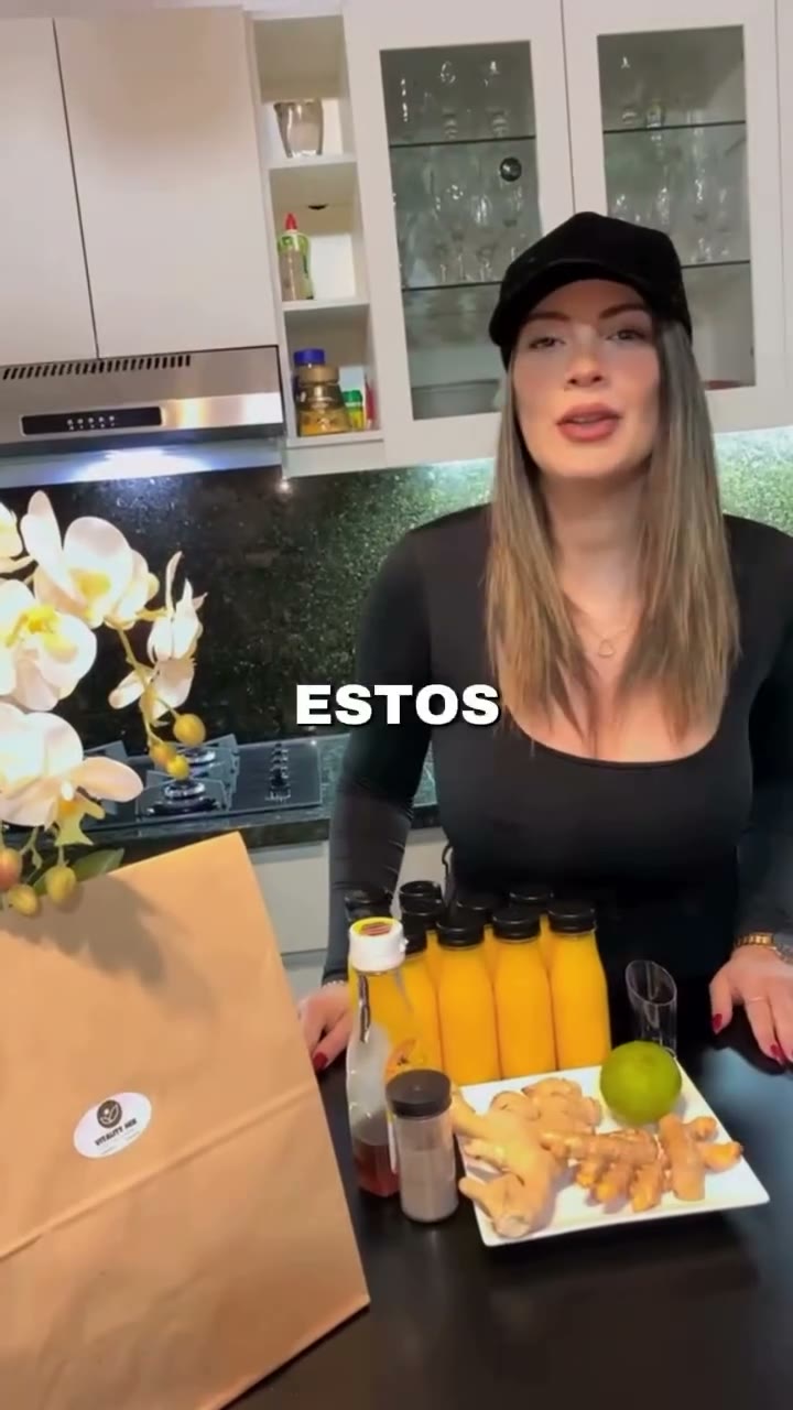 Shots naturales de cúrcuma y jengibre